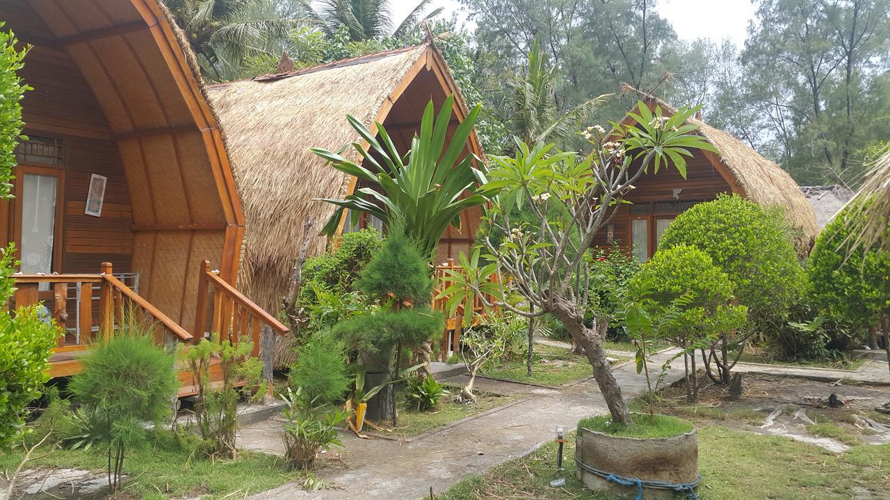 גילי מנו Jepun Bungalows מראה חיצוני תמונה